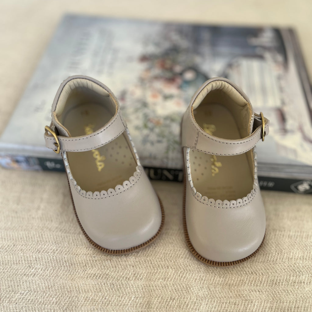 Reina Gris Viejo 6001-P