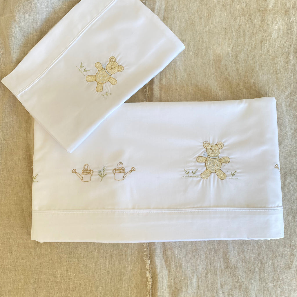 Sabanas Moises o Colecho Bordados Niño